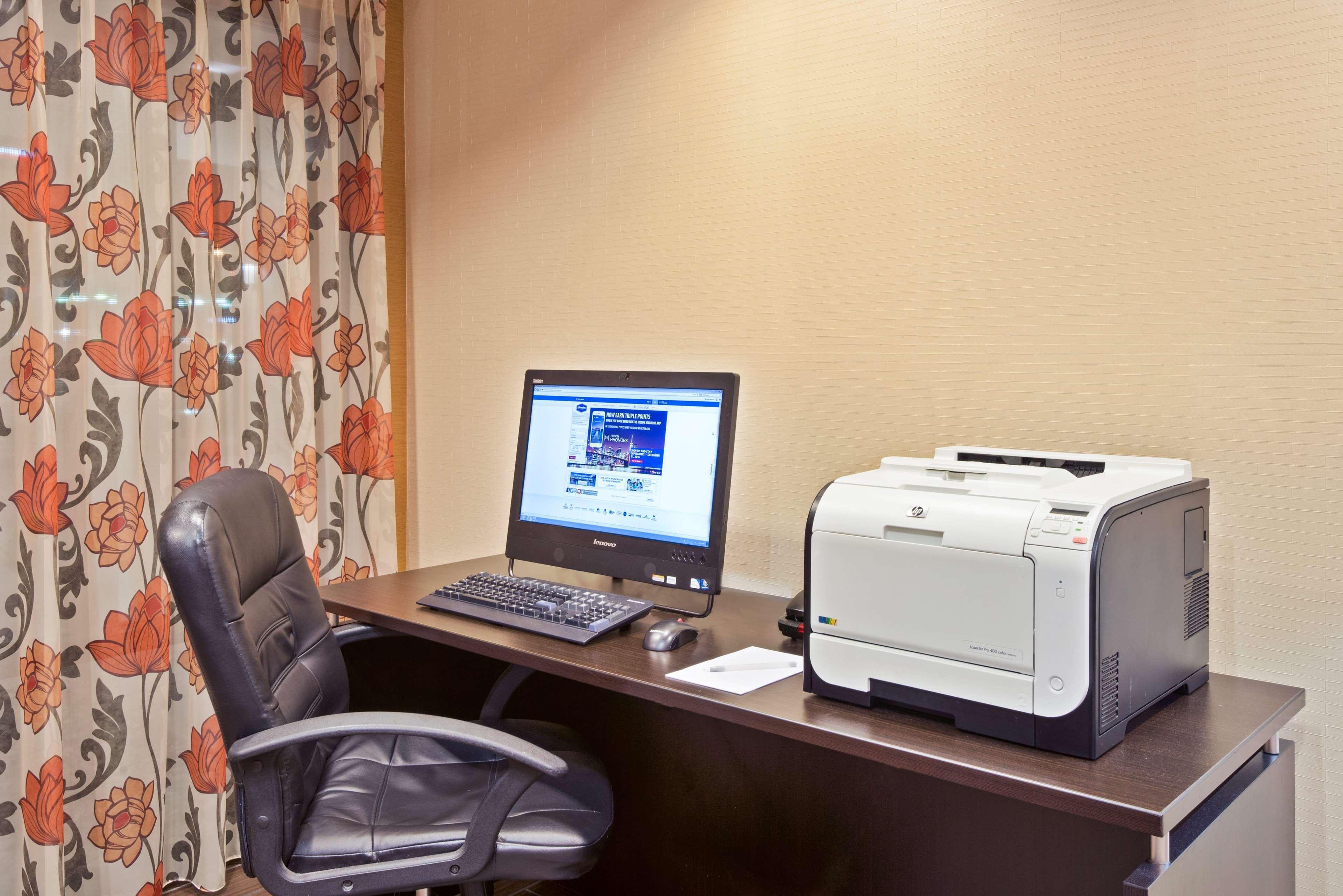 Hampton Inn Winfield Teays Valley Екстериор снимка