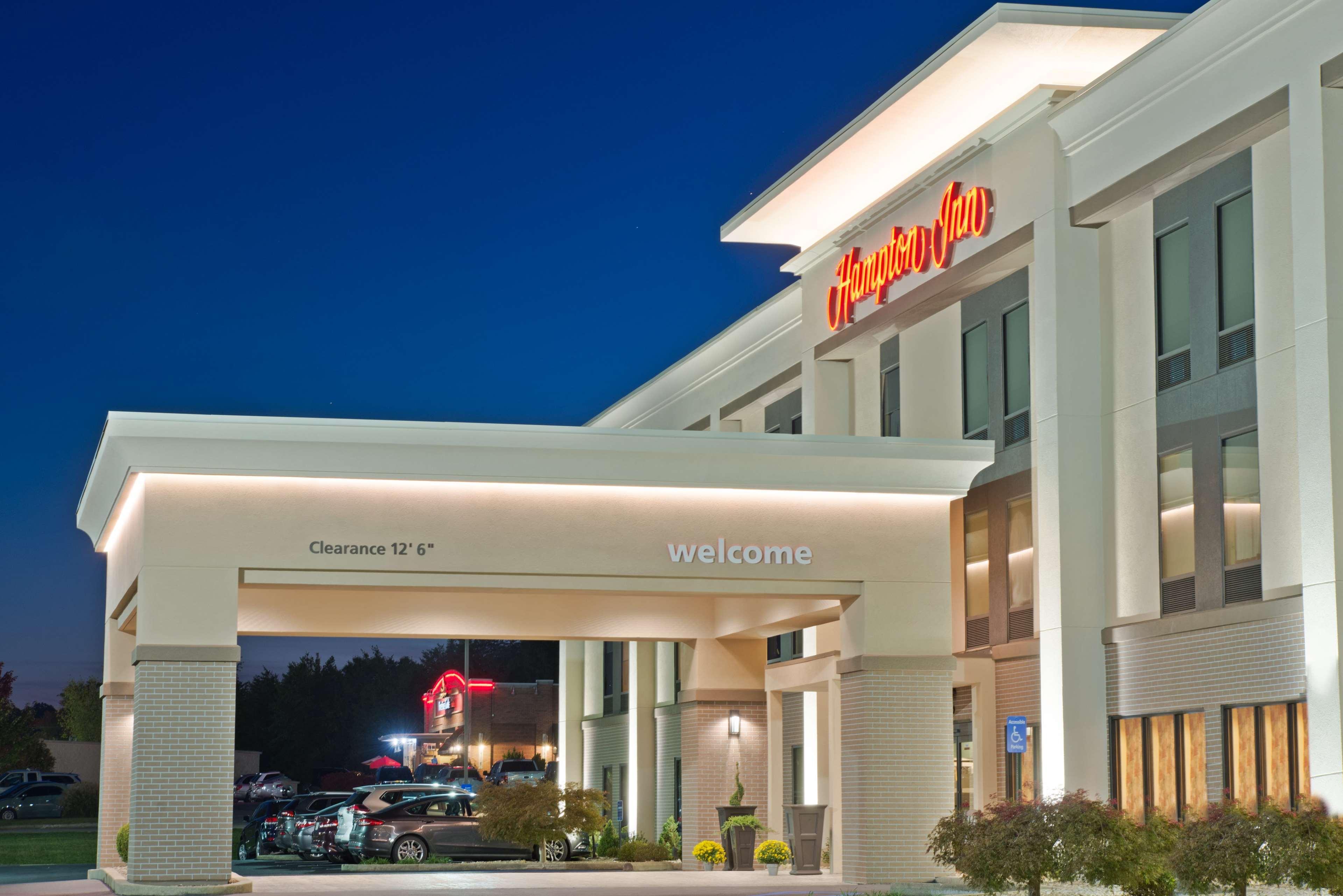 Hampton Inn Winfield Teays Valley Екстериор снимка