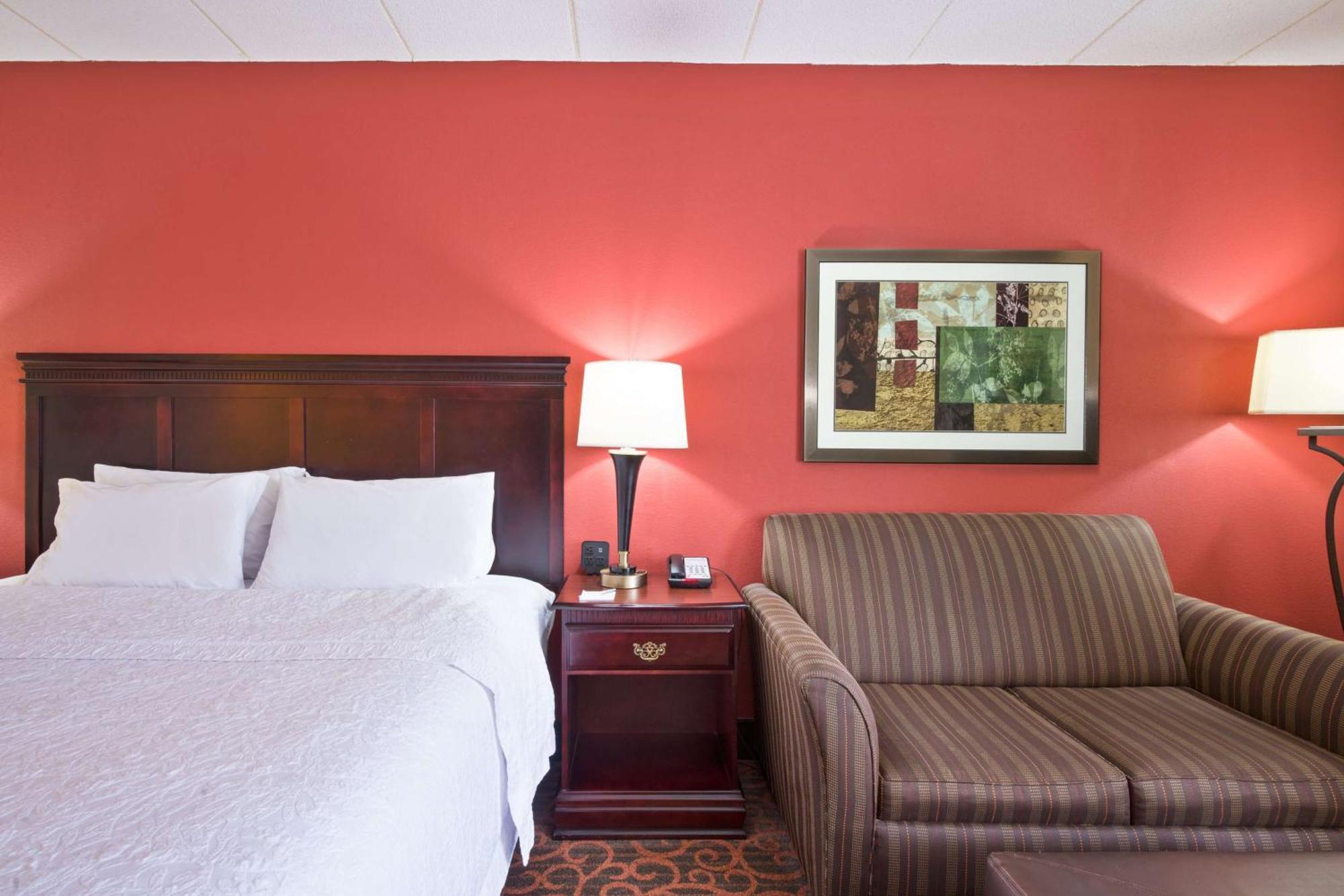 Hampton Inn Winfield Teays Valley Екстериор снимка